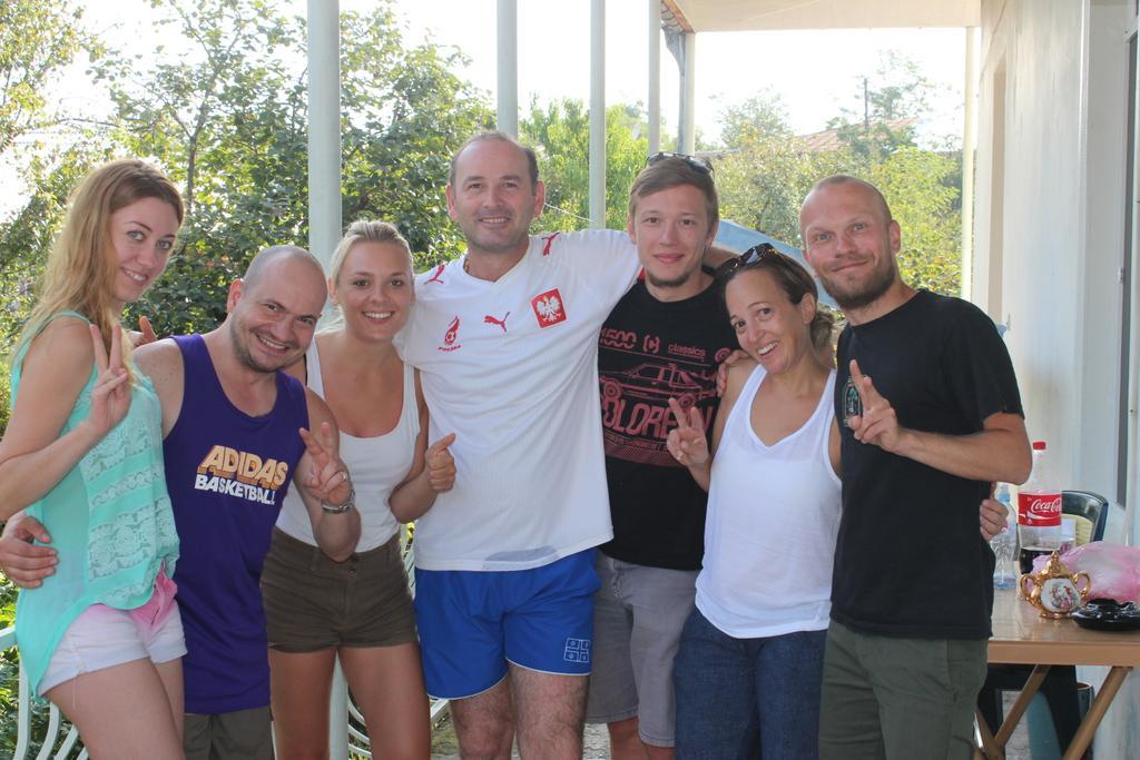 Giorgi'S Homestay Kutaisi Ngoại thất bức ảnh