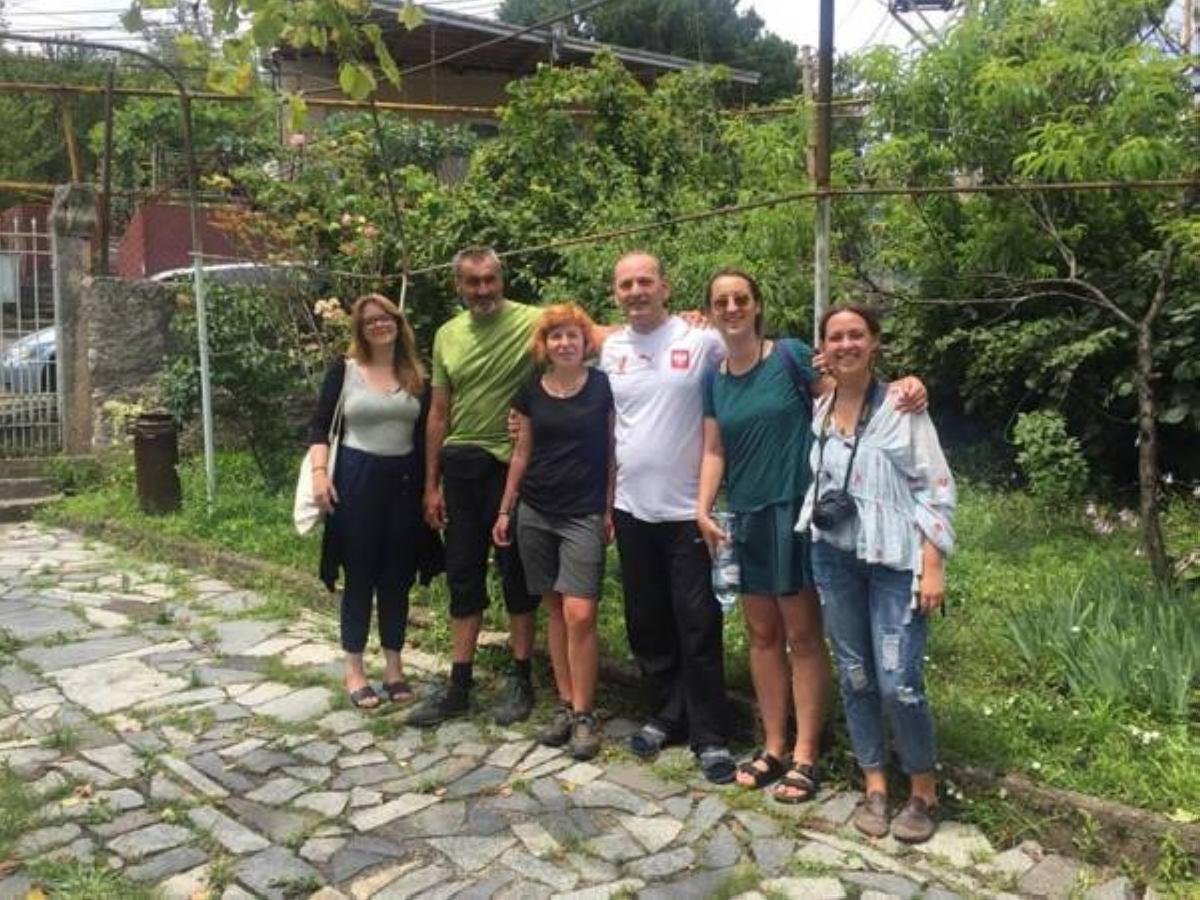 Giorgi'S Homestay Kutaisi Ngoại thất bức ảnh